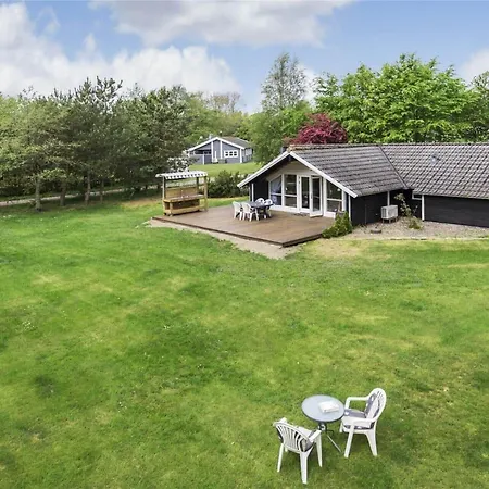 Vakantiehuis 1578-aakirkeby-boesvej-7